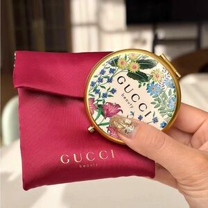 Gucci Beauty Floral Mirror with Red Pouch
